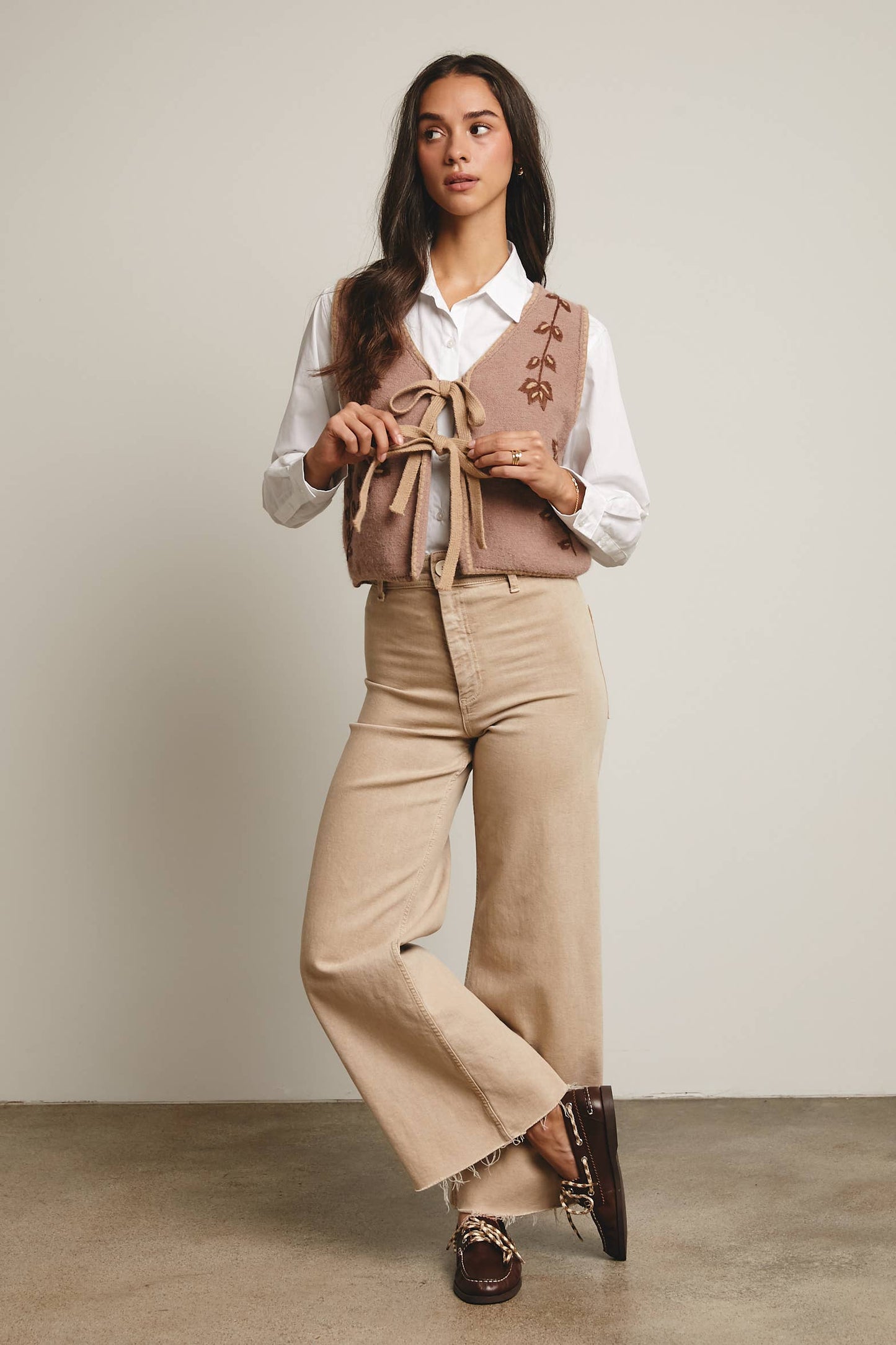 Floral Tie-Front Knit Vest