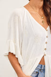 BUTTON CLOSURE RUFFLE HEM DUSTER