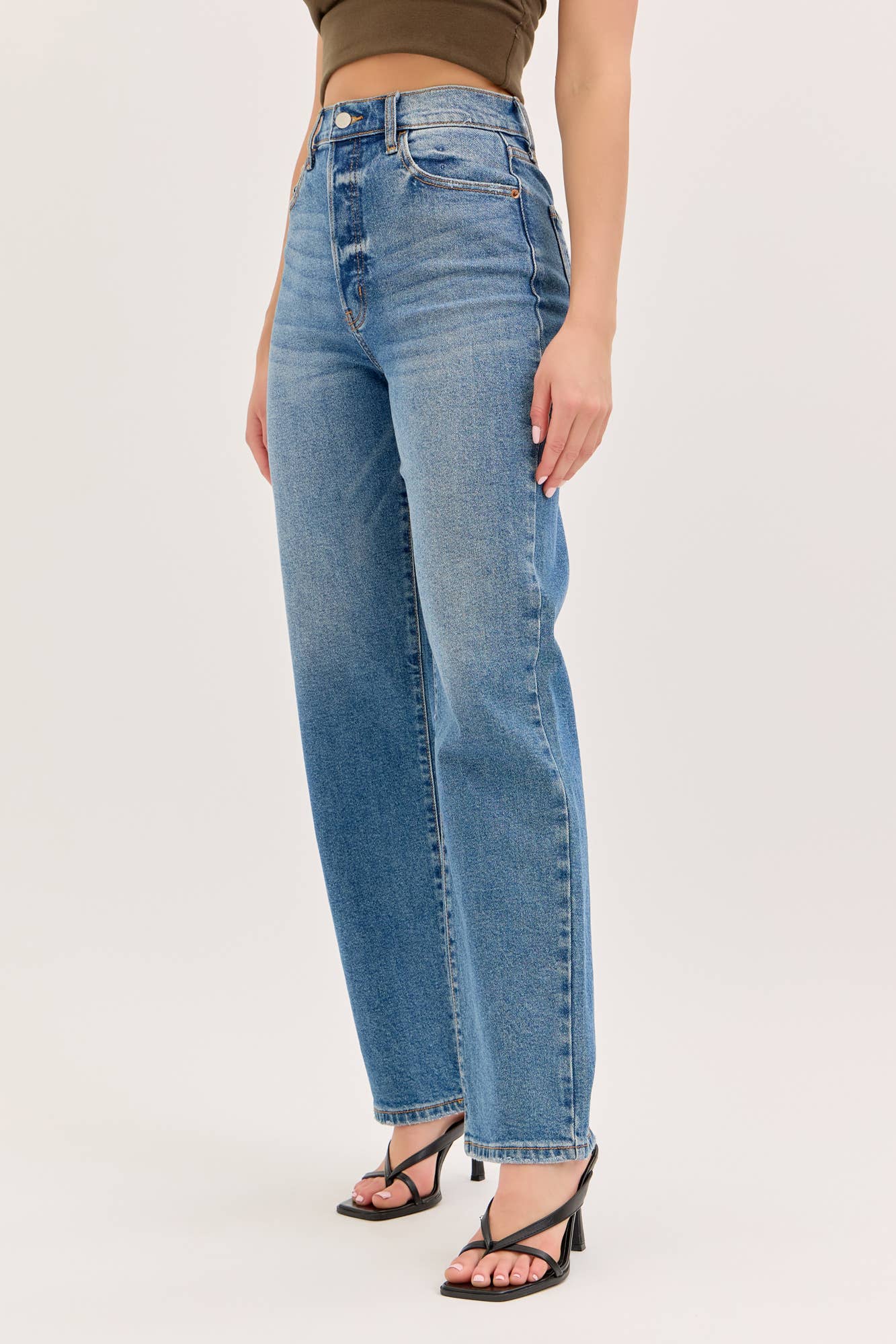 The Everyday High Rise Dad Jean Medium Wash
