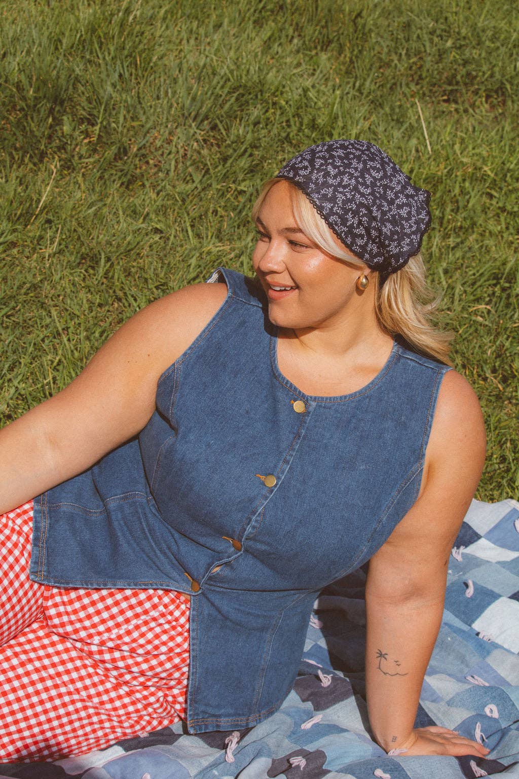 Navy Floral Bandana