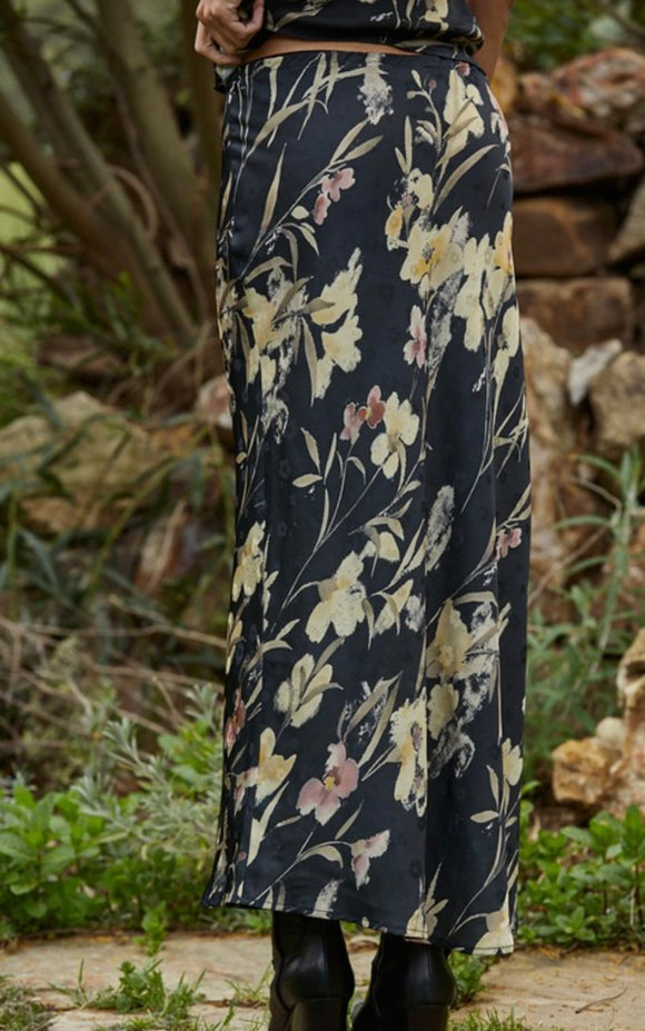 Maely's Floral Midi Skirt