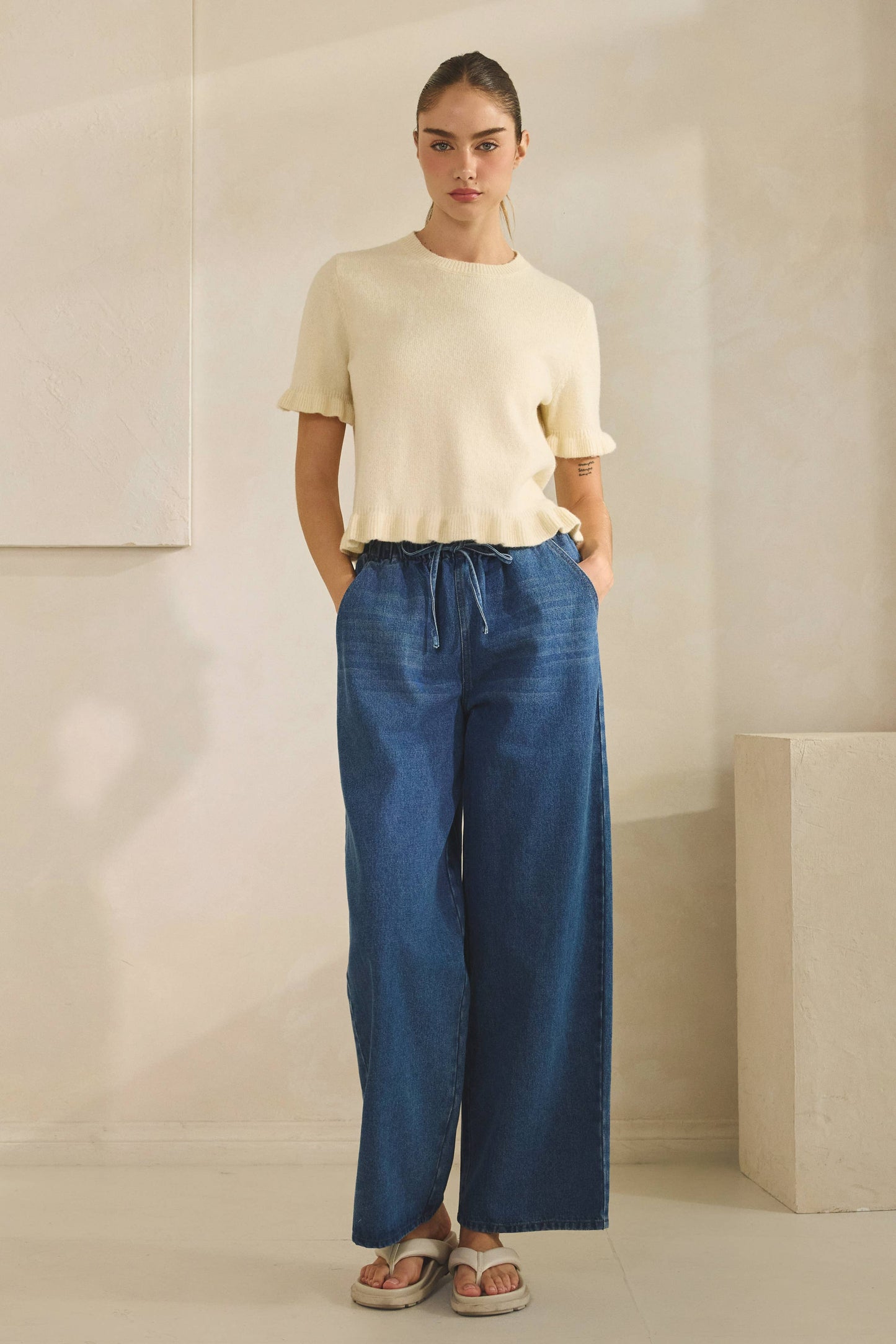 Ruffle Hem Knit Tee