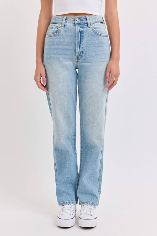 The Everyday High Rise Dad Jean Light Wash