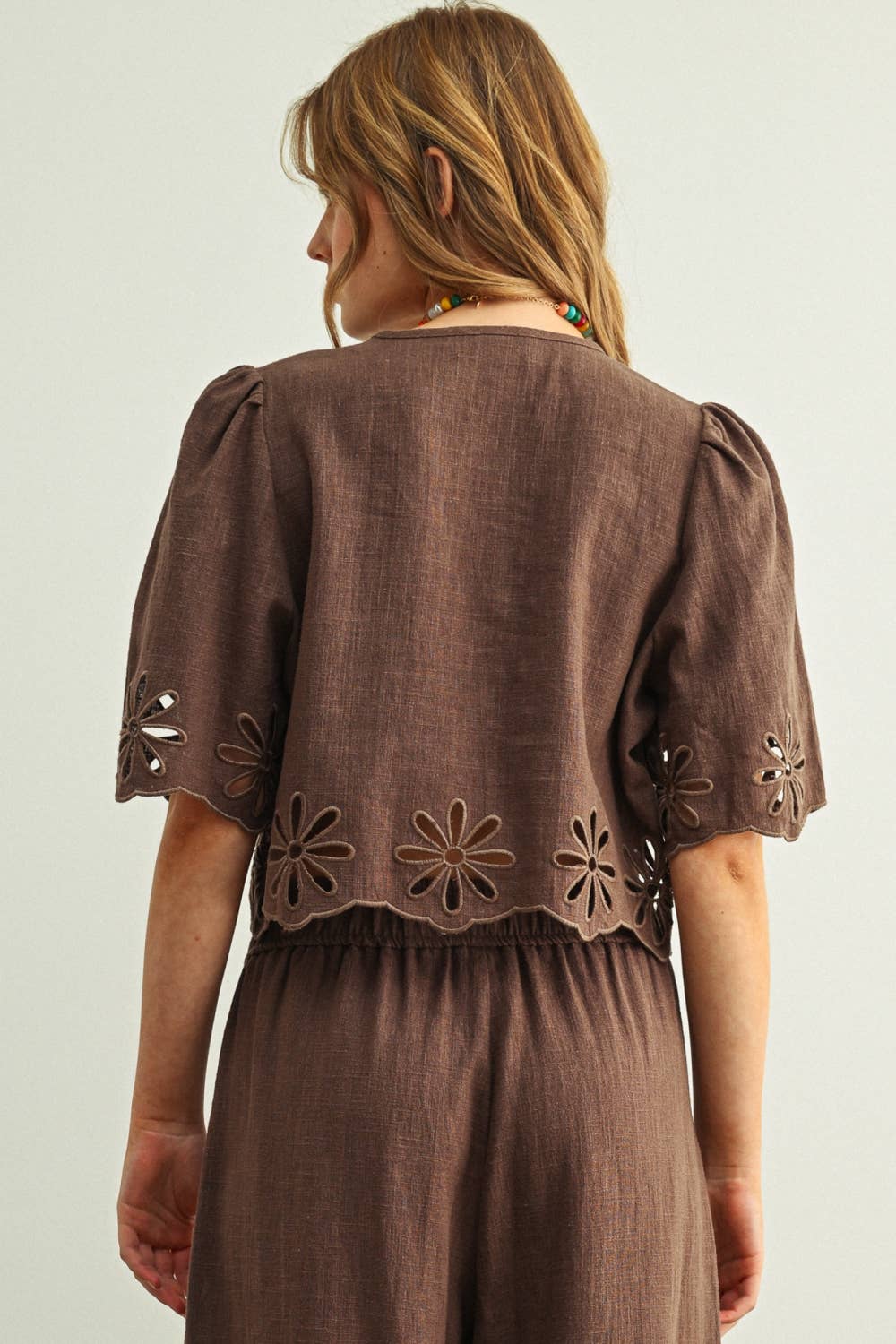 Cedar Tie Front Top