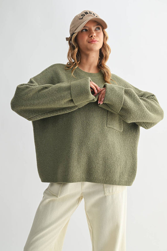 OVERSIZED KNIT SWEATER